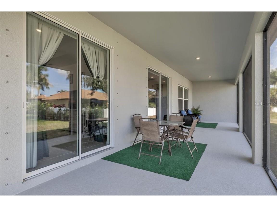 2833 Gleason Parkway Cape Coral FL 33914 C7518857 image37