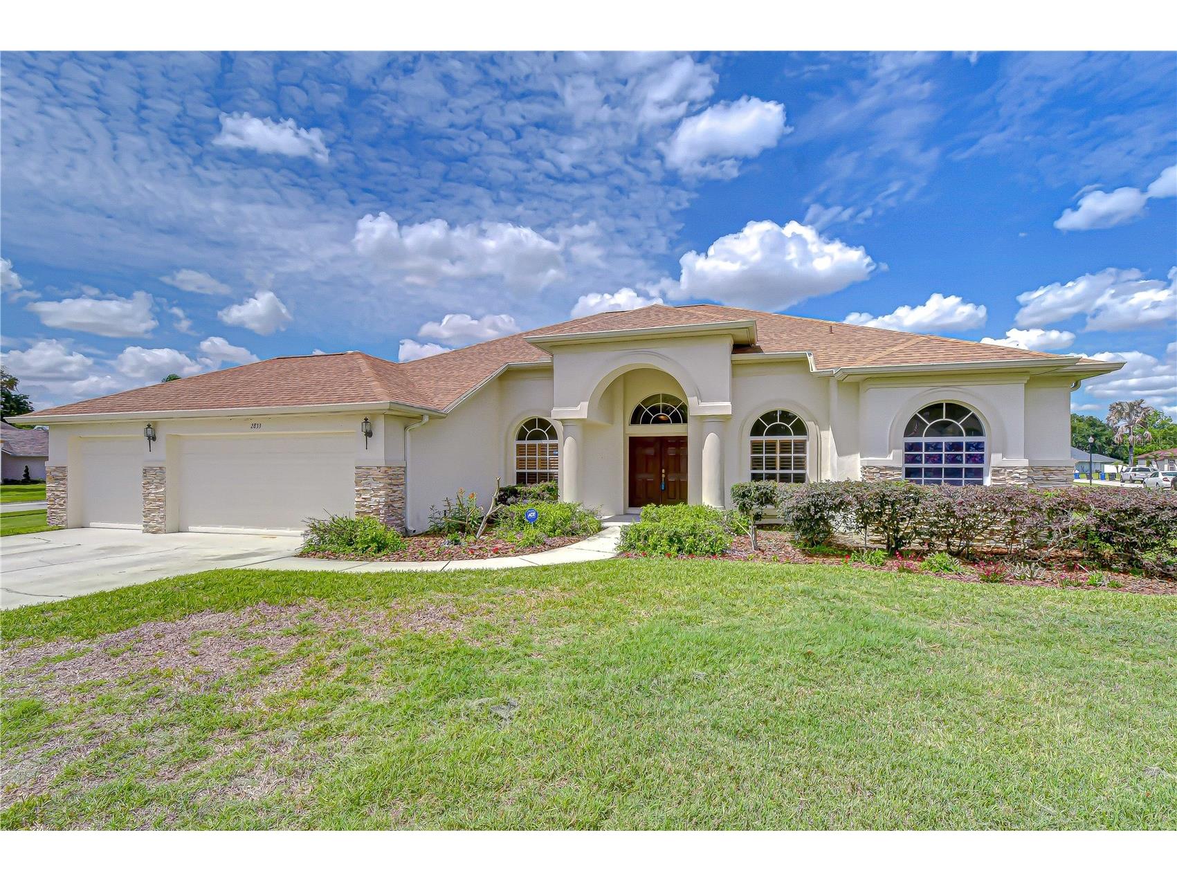 2833 Mossy Timber Trail Valrico FL 33596 TB8501464 image1