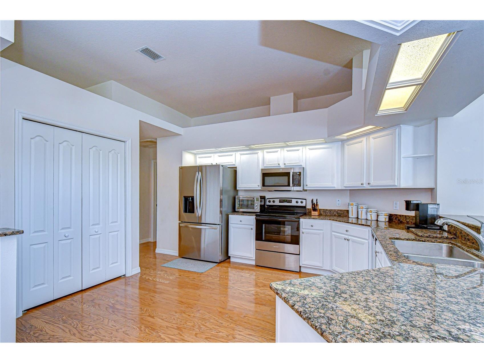 2833 Mossy Timber Trail Valrico FL 33596 TB8501464 image10