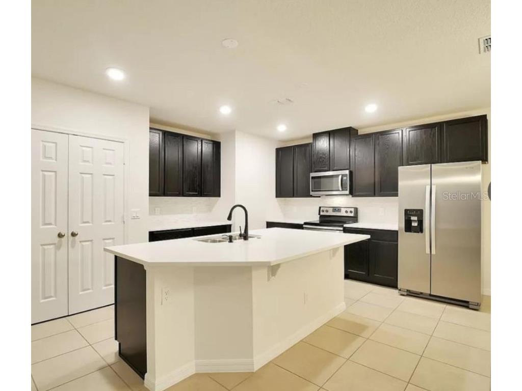 2833 Noble Crow Drive Kissimmee FL 34744 S5129543 image2