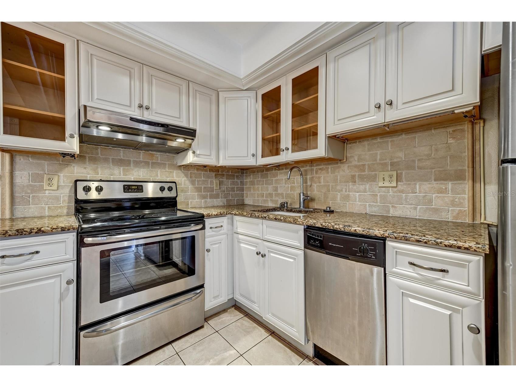 2833 Orange Tree Circle N #C Palm Harbor FL 34684 TB8493800 image3