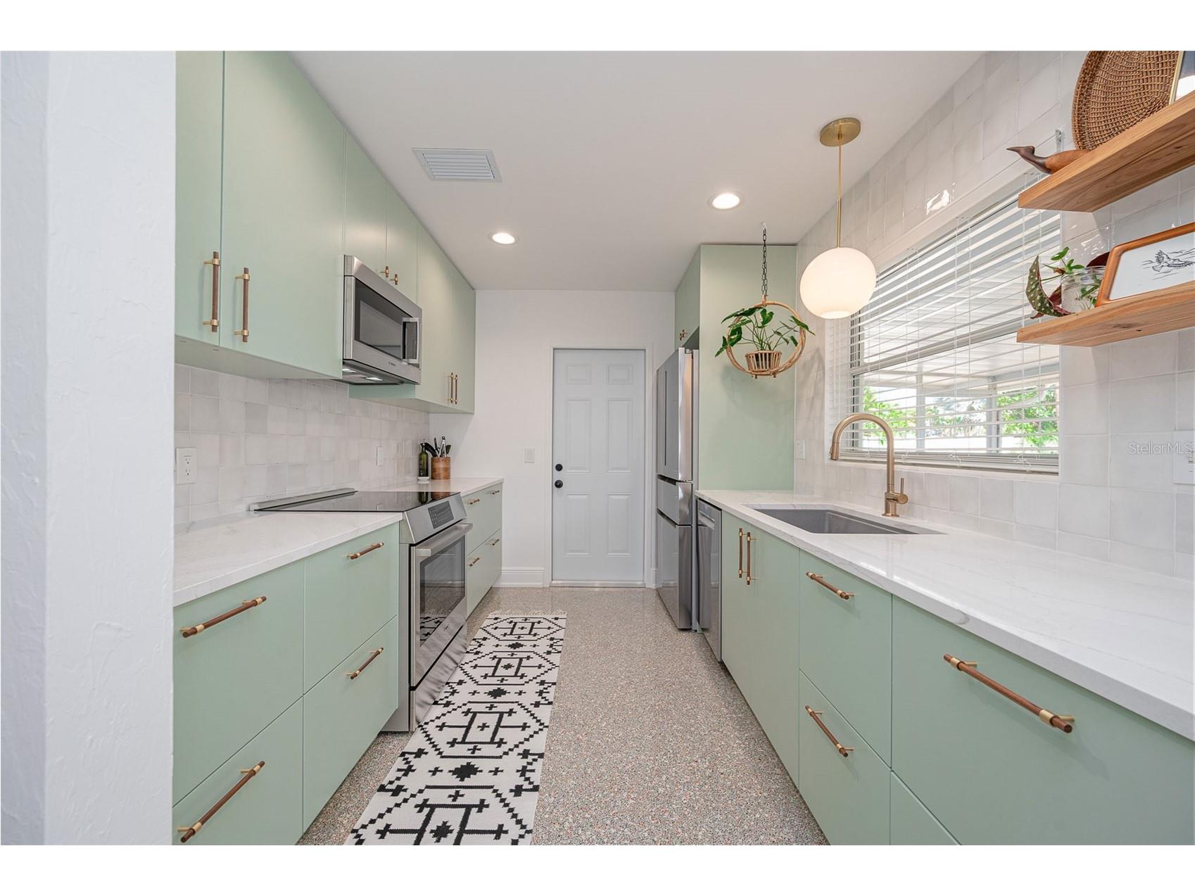 2833 Sunnyside Street Sarasota FL 34239 N6143993 image17