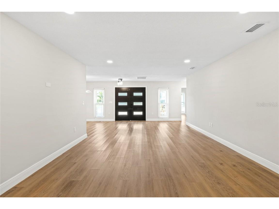 2833 Valley Forge Street Sarasota FL 34231 A4667164 image14