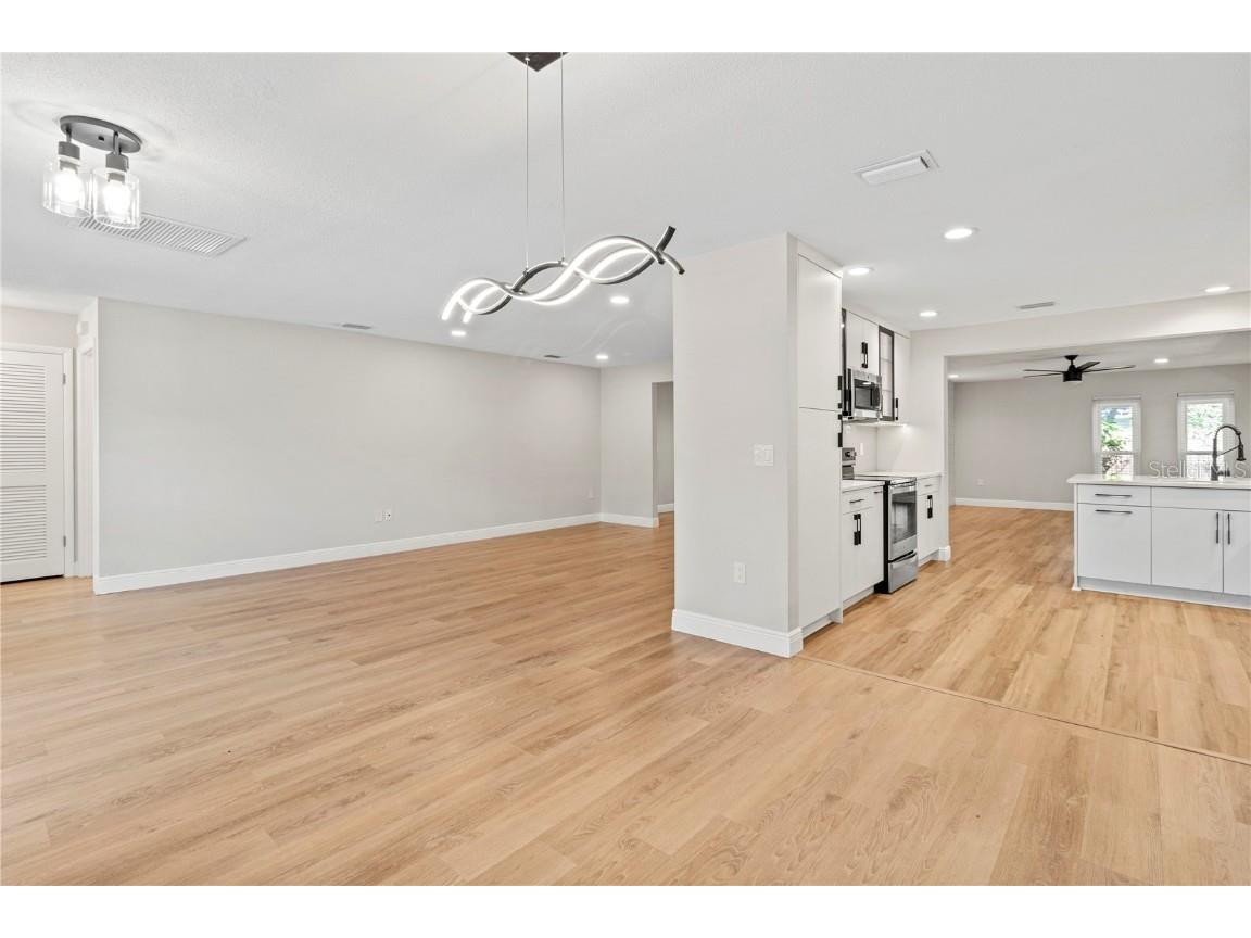 2833 Valley Forge Street Sarasota FL 34231 A4667164 image20