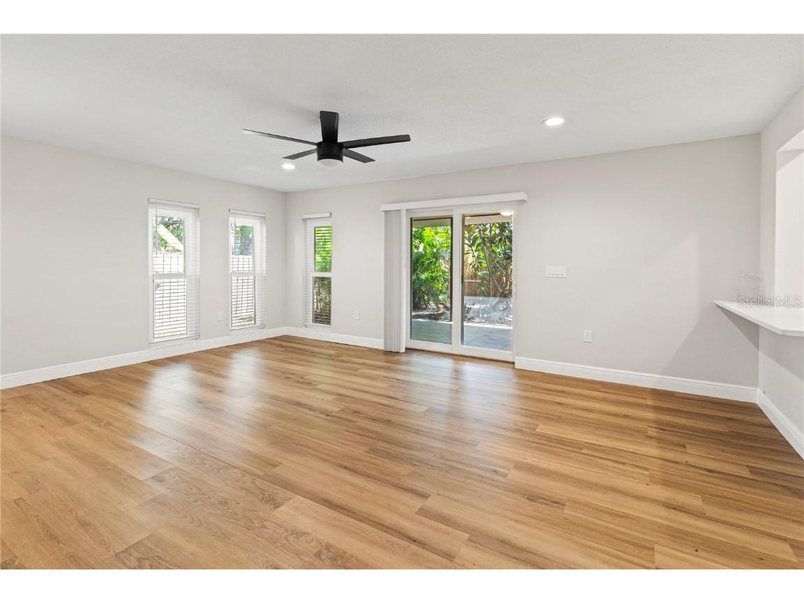 2833 Valley Forge Street Sarasota FL 34231 A4667164 image26