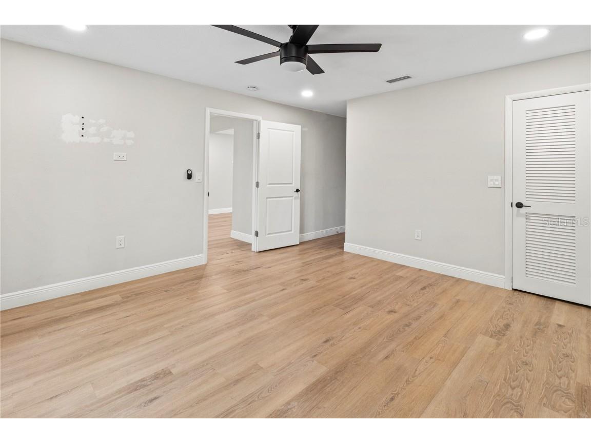 2833 Valley Forge Street Sarasota FL 34231 A4667164 image39