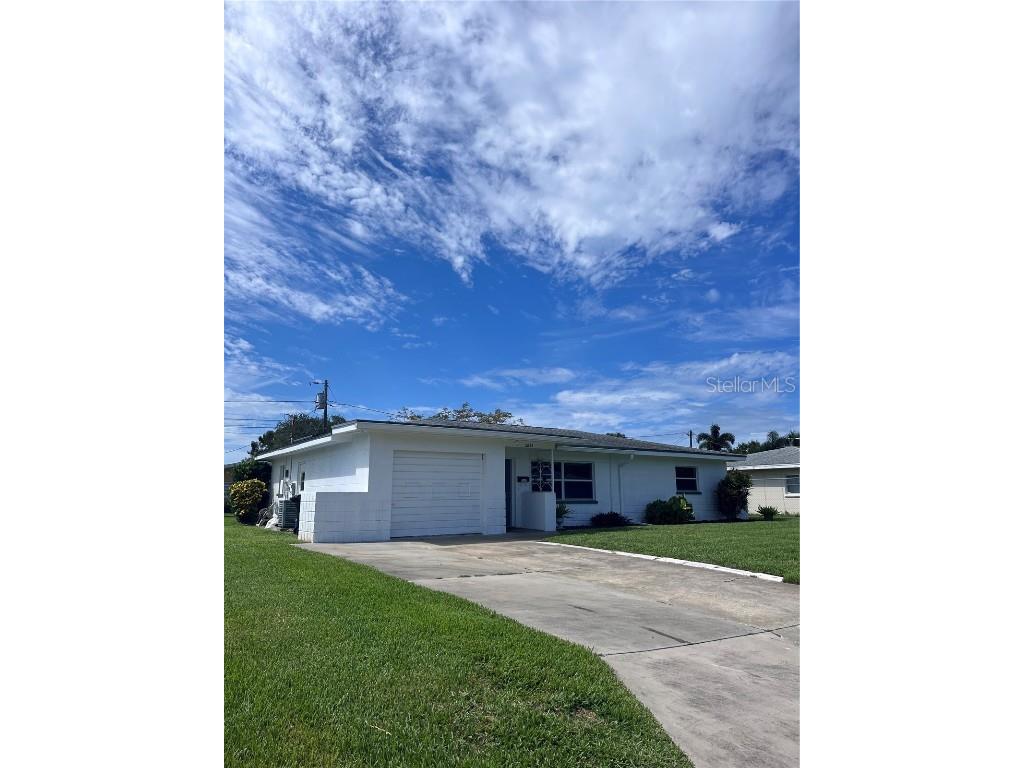 2834 63rd Avenue S Saint Petersburg FL 33712 U8212986 image1