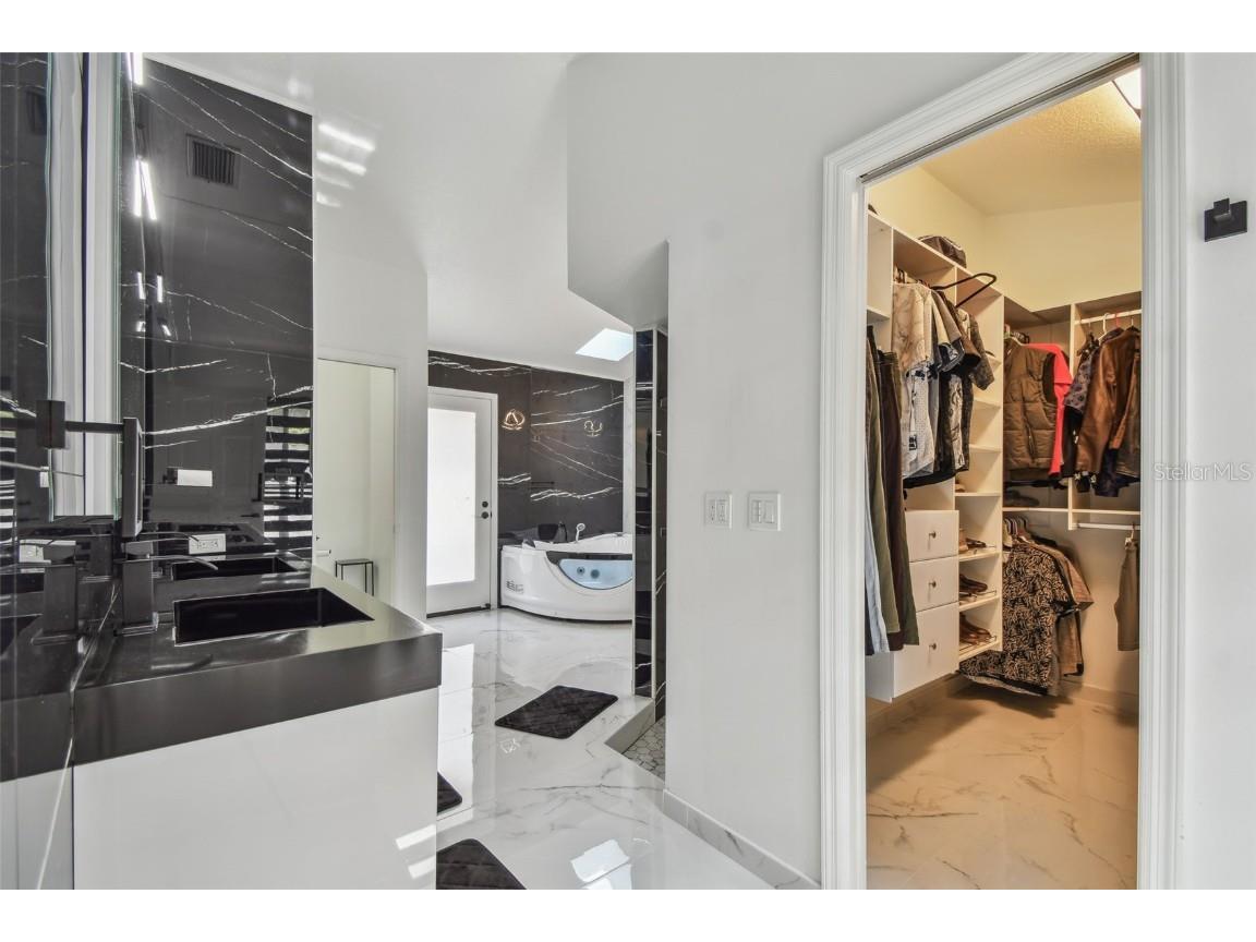 2834 Chancery Lane Clearwater FL 33759 TB8405500 image36