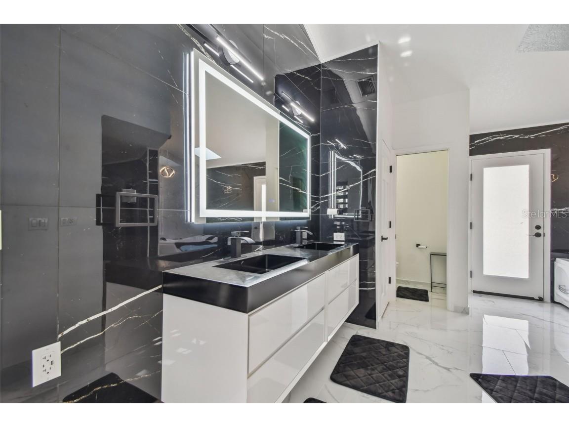 2834 Chancery Lane Clearwater FL 33759 TB8405500 image38