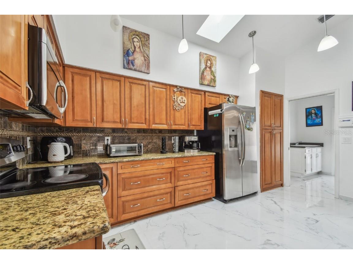 2834 Chancery Lane Clearwater FL 33759 TB8405500 image60