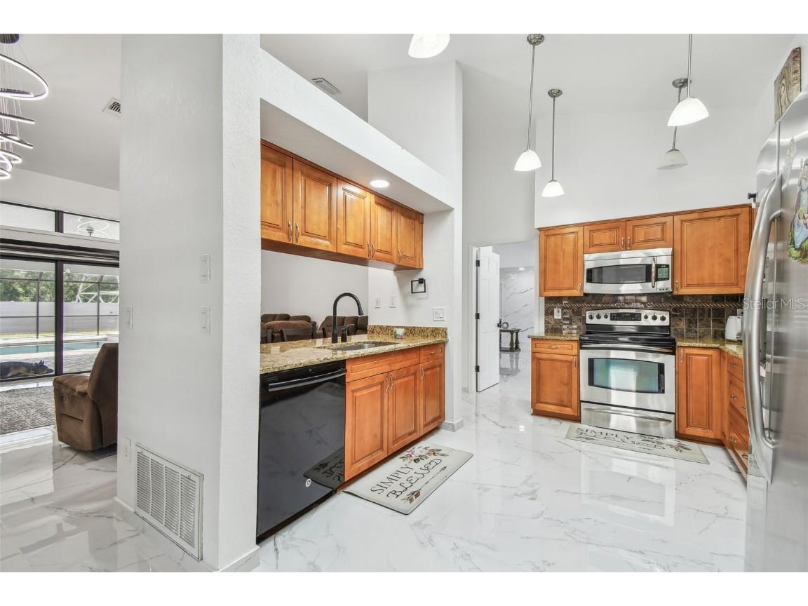 2834 Chancery Lane Clearwater FL 33759 TB8405500 image63