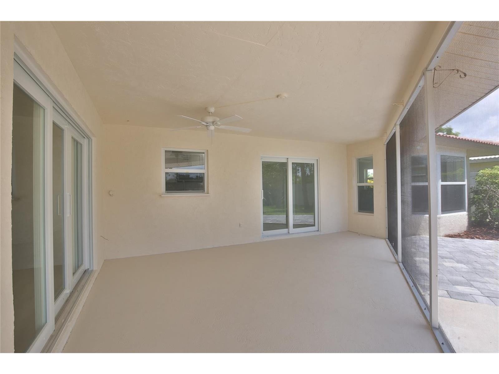 2834 Hardee Drive Sarasota FL 34231 A4688000 image23