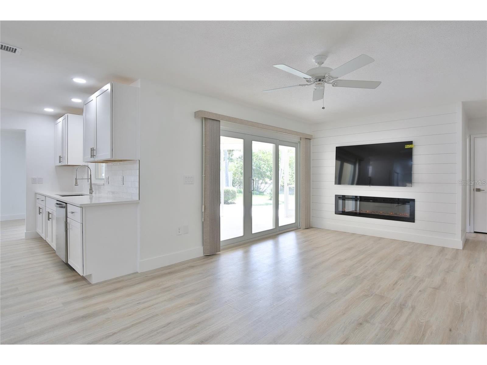 2834 Hardee Drive Sarasota FL 34231 A4688000 image6
