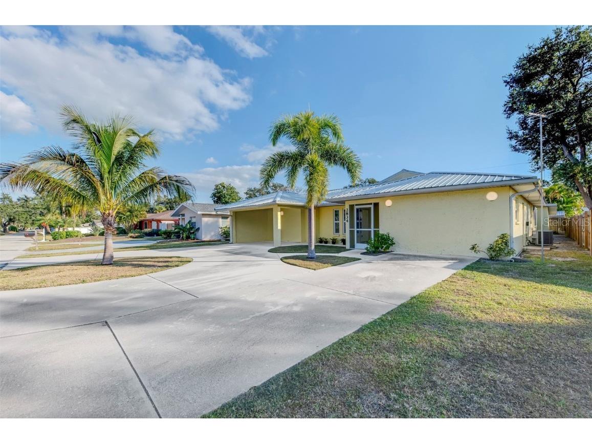 2834 New England Street Sarasota FL 34231 A4672415 image1