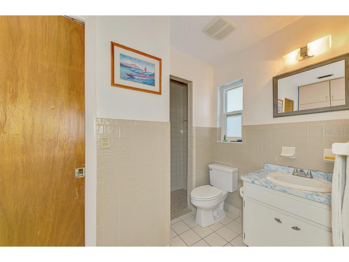 2834 New England Street Sarasota FL 34231 A4672415 image28