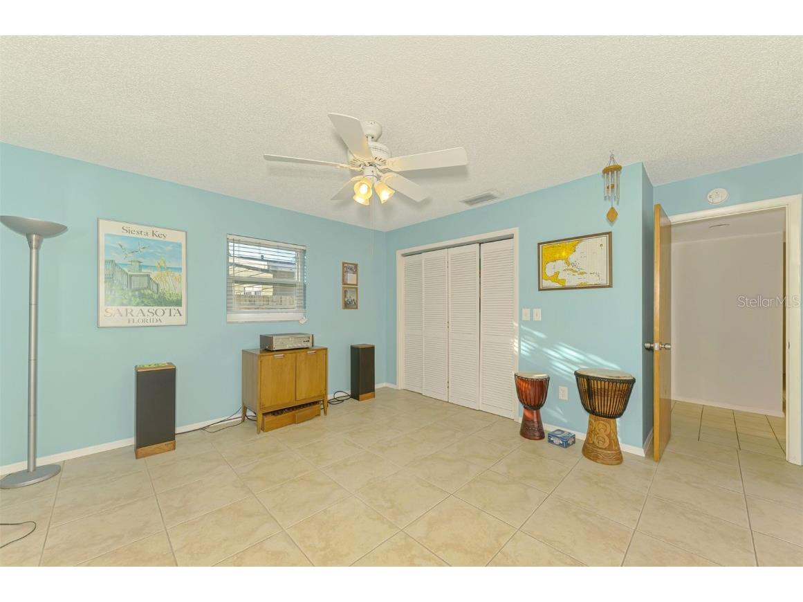 2834 New England Street Sarasota FL 34231 A4672415 image31