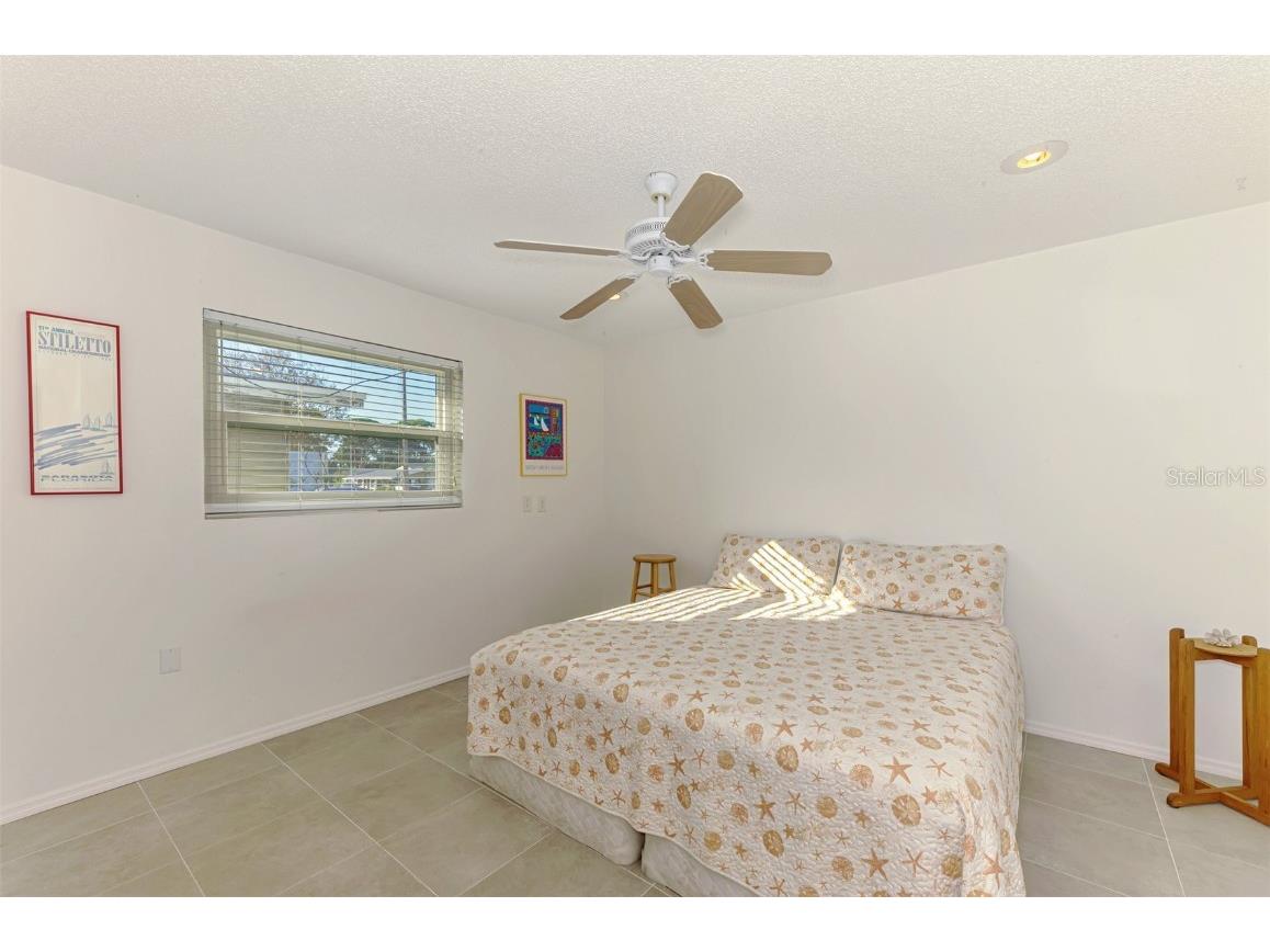 2834 New England Street Sarasota FL 34231 A4672415 image33