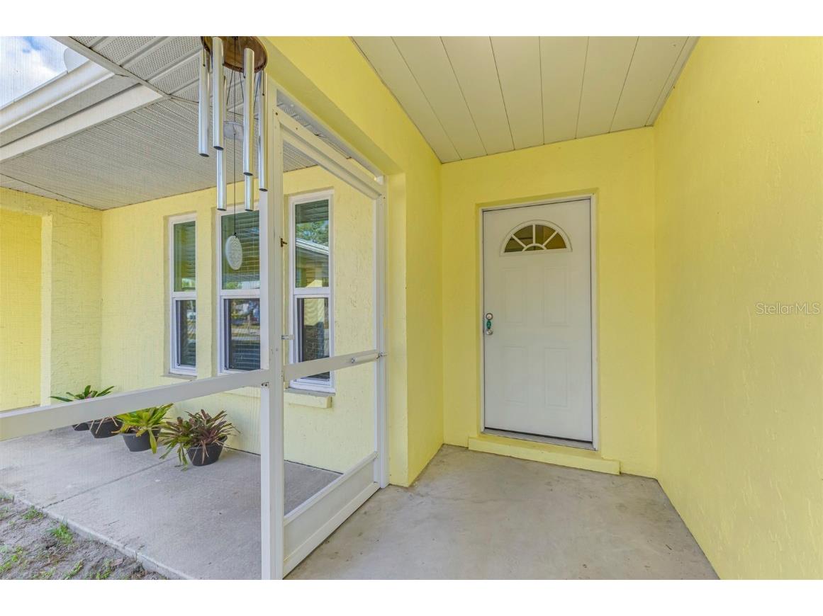 2834 New England Street Sarasota FL 34231 A4672415 image6