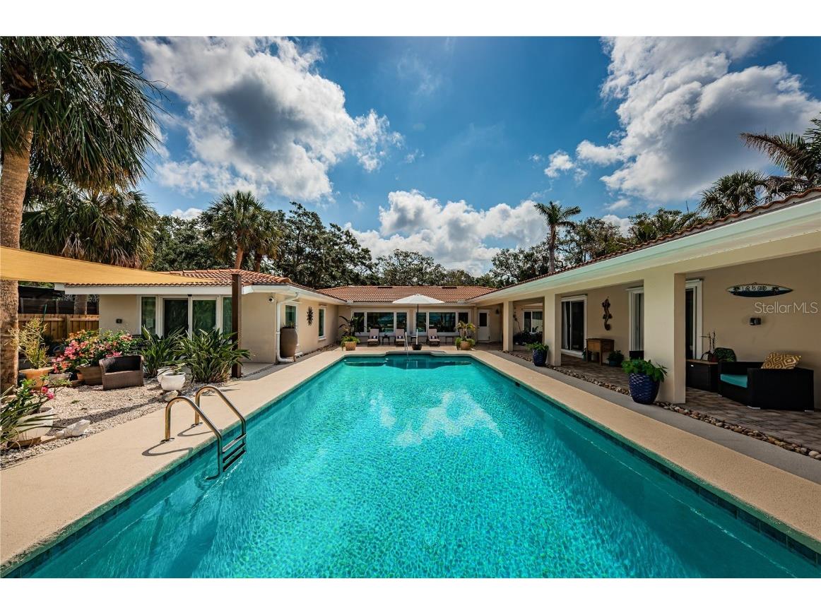 2834 Pelham Road N Saint Petersburg FL 33710 - BOCA CIEGA BAY TB8381918 image5