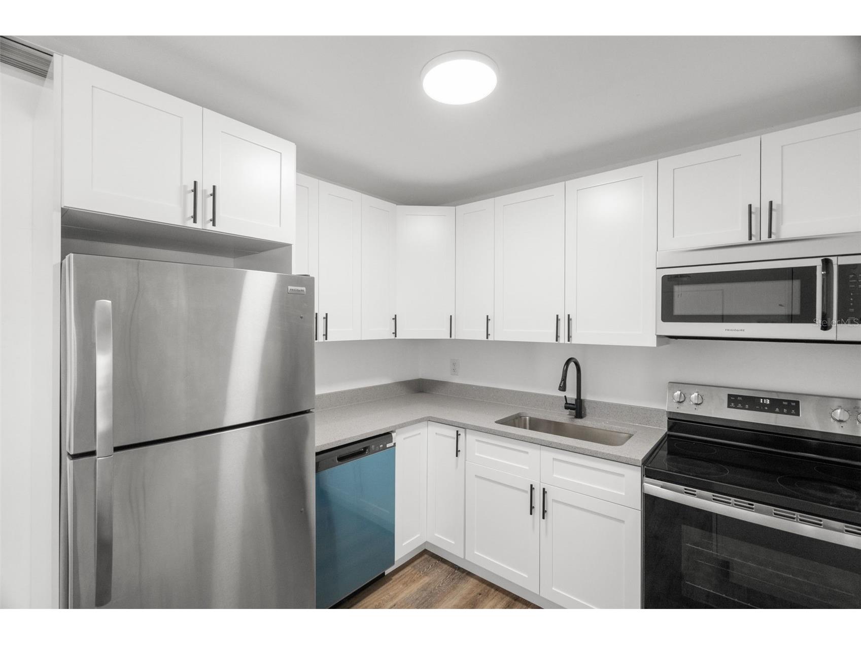 2835 11th Avenue N Saint Petersburg FL 33713 TB8497319 image12