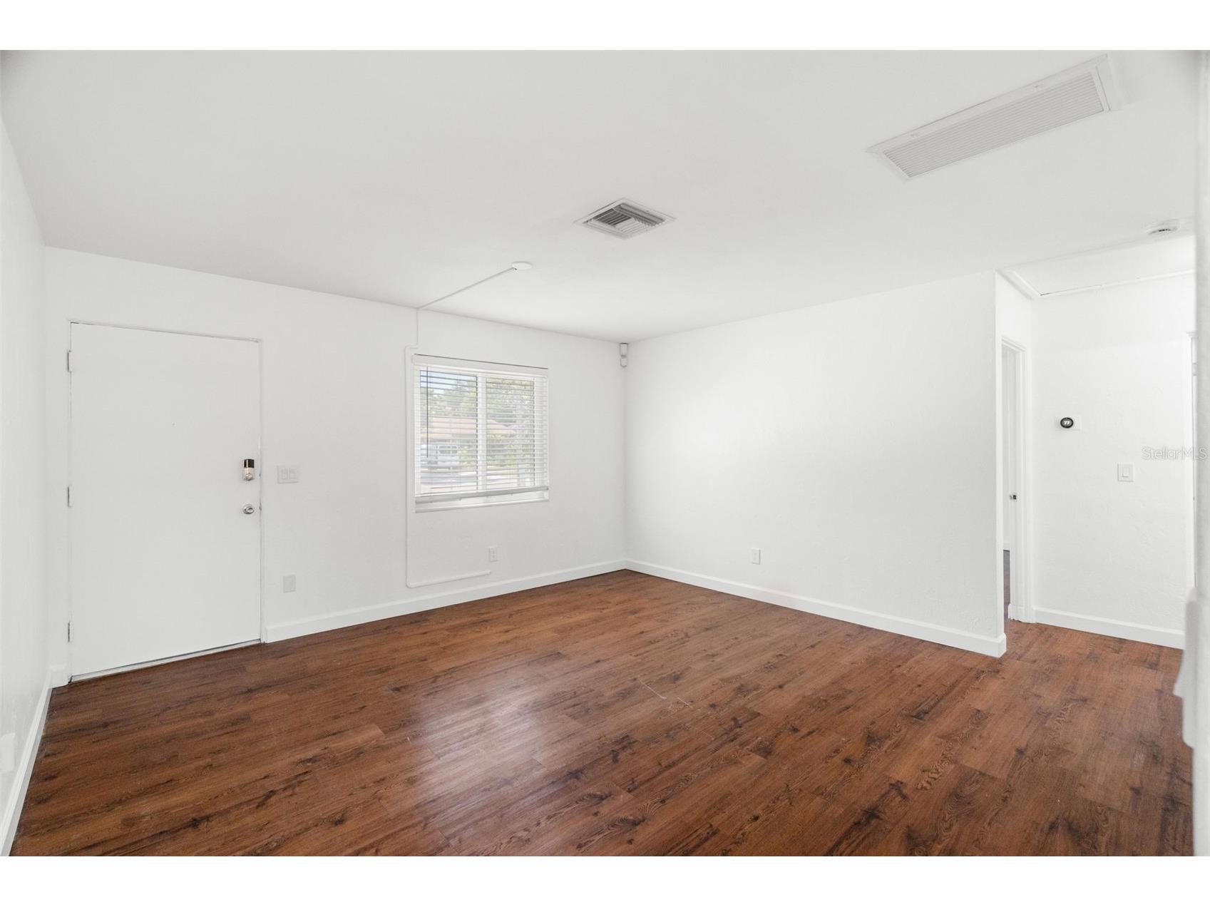 2835 11th Avenue N Saint Petersburg FL 33713 TB8497319 image2