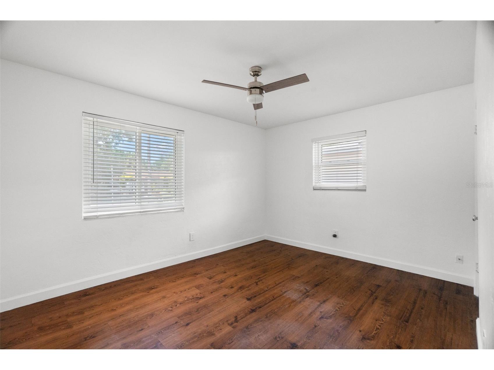 2835 11th Avenue N Saint Petersburg FL 33713 TB8497319 image7