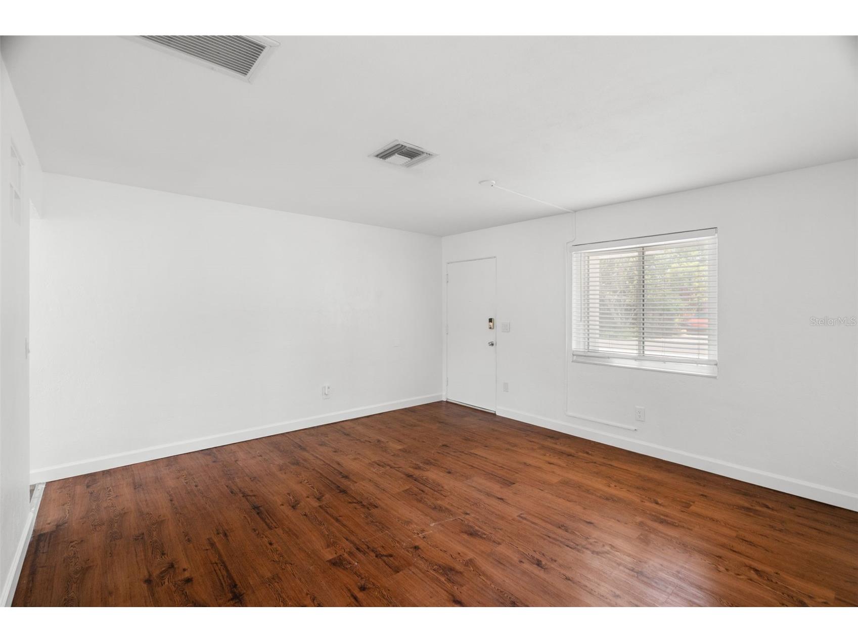 2835 11th Avenue N Saint Petersburg FL 33713 TB8497319 image9
