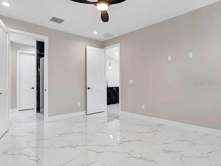 2835 60th Avenue N Saint Petersburg FL 33714 TB8488400 image27