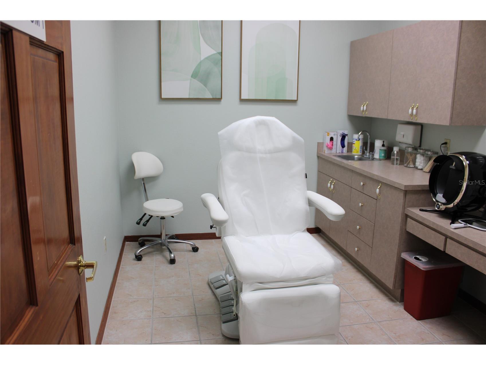 2835 Alt 19 Highway Palm Harbor FL 34683 TB8499827 image19