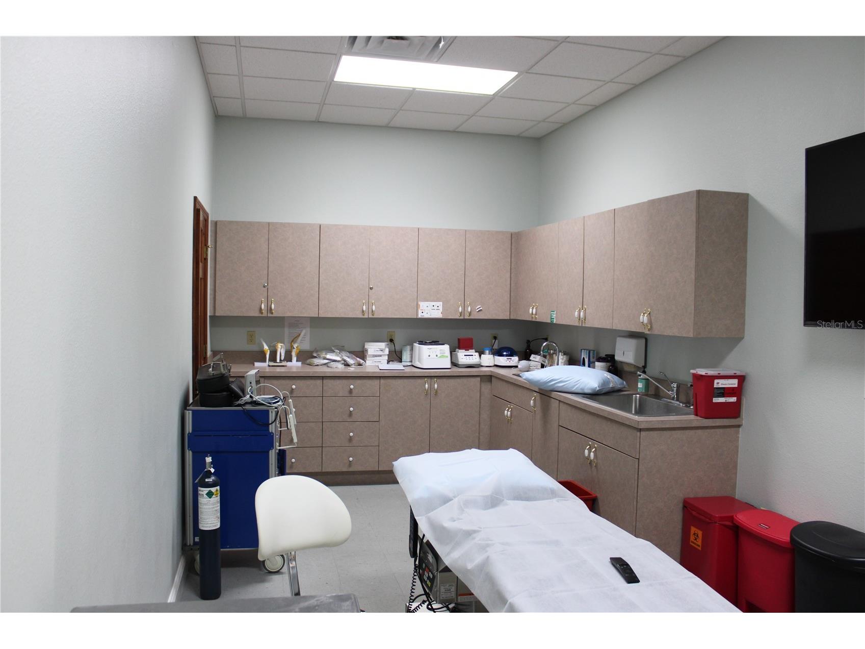 2835 Alt 19 Highway Palm Harbor FL 34683 TB8499827 image9