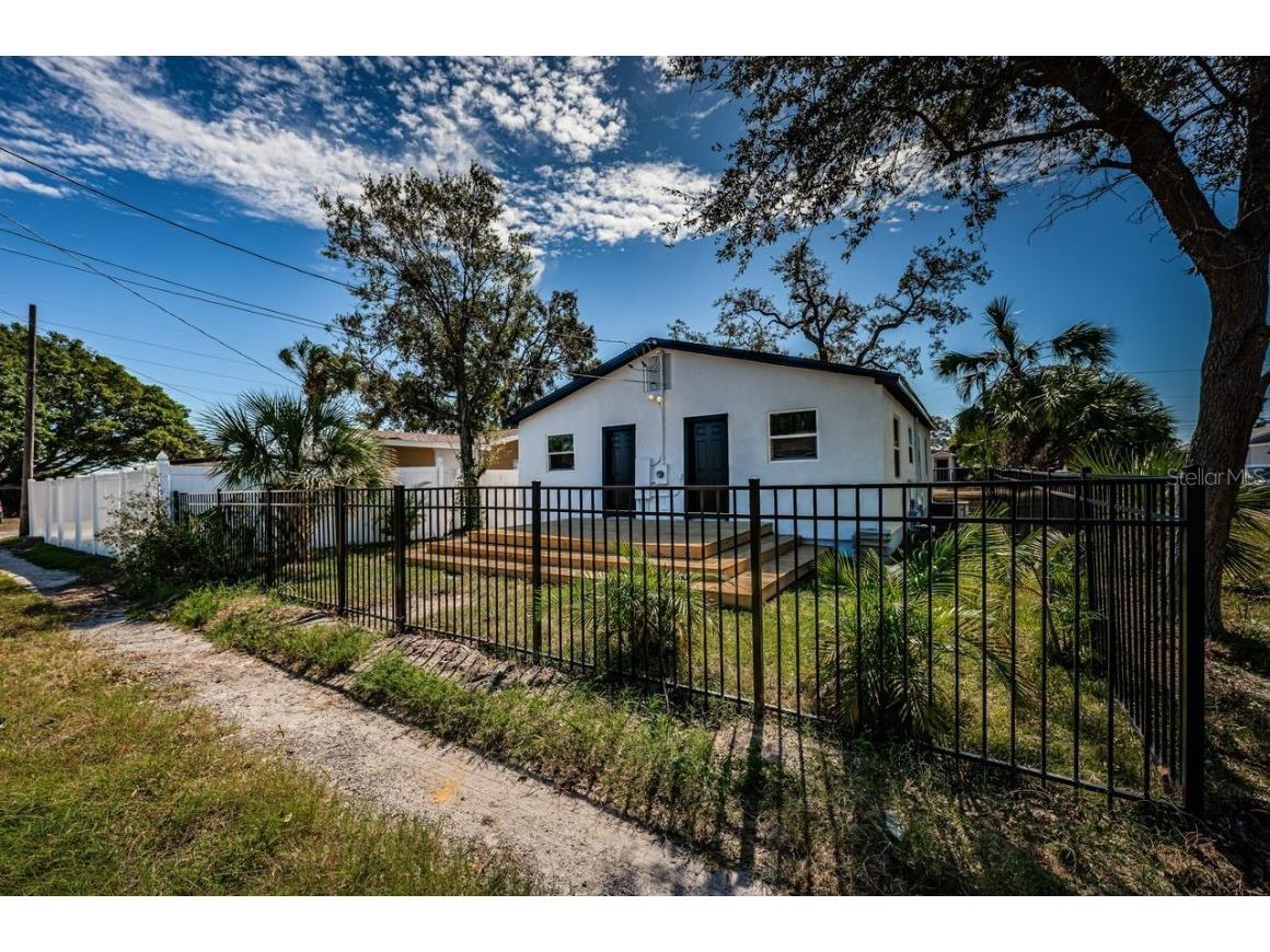 2835 Freemont Terrace S Saint Petersburg FL 33712 TB8346430 image35