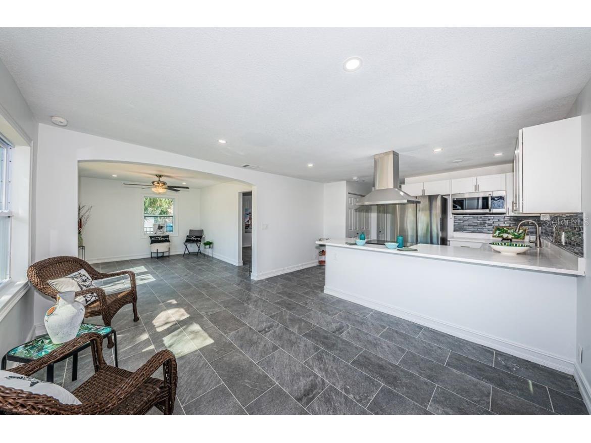 2835 Freemont Terrace S Saint Petersburg FL 33712 TB8346430 image9