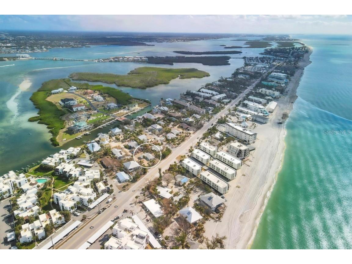 2835 N Beach Road Englewood FL 34223 - GULF OF MEXICO AND LEMON BAY A4632640 image1