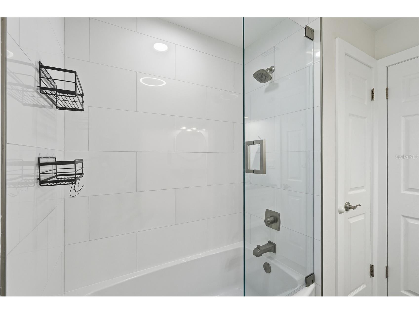 2835 SE 18th Avenue Cape Coral FL 33904 A4696583 image34