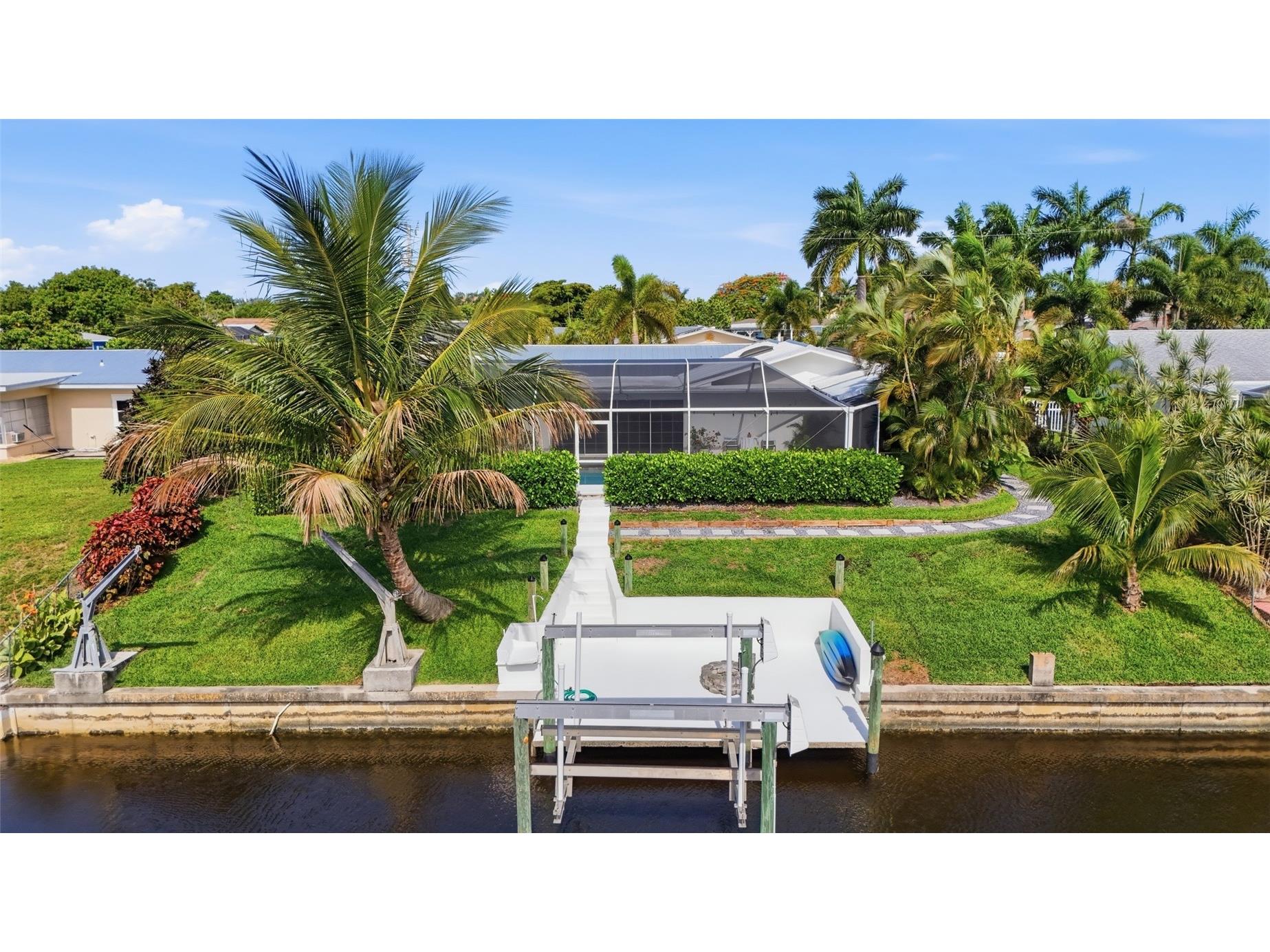 2835 SE 18th Avenue Cape Coral FL 33904 A4696583 image43