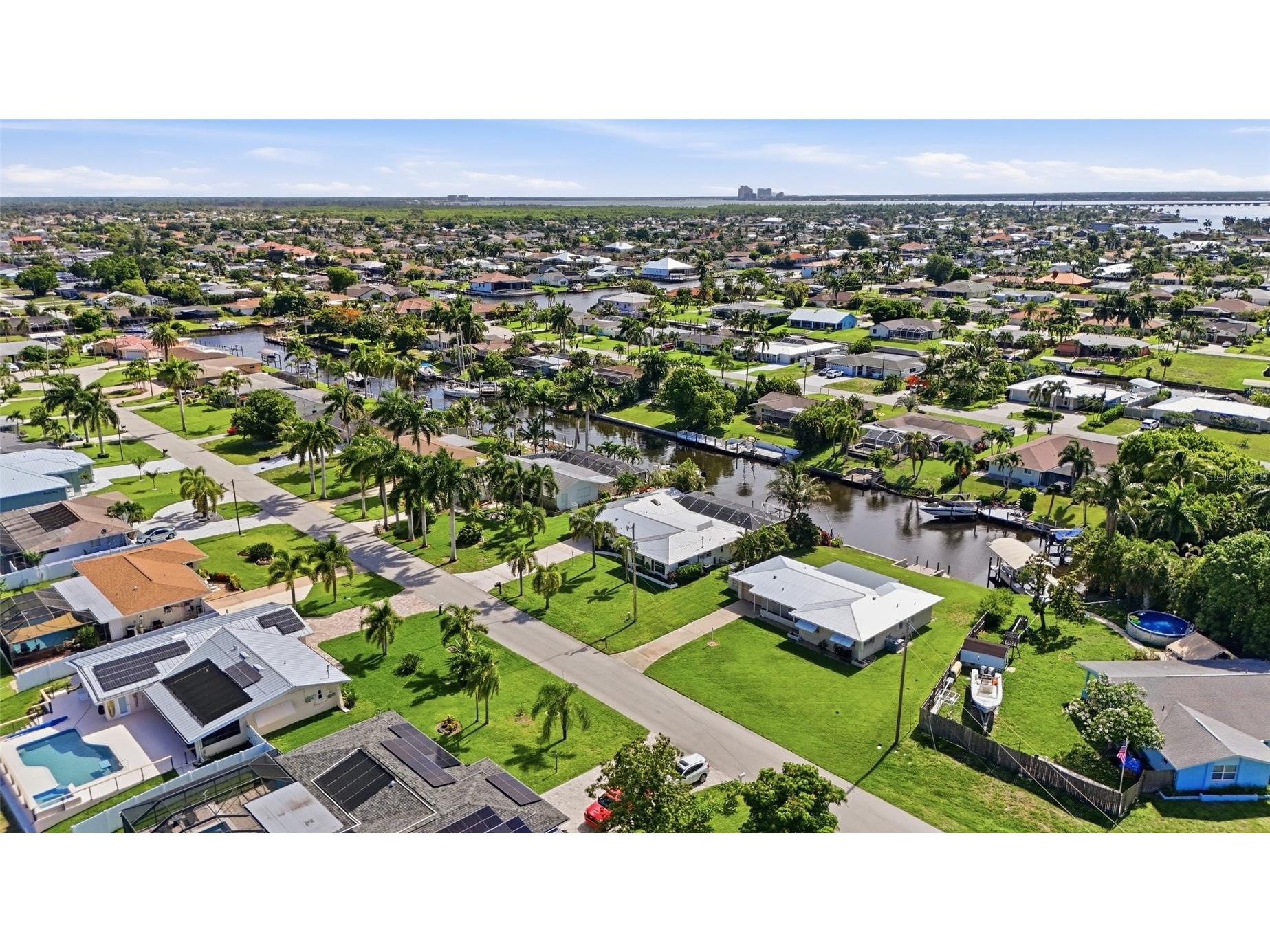 2835 SE 18th Avenue Cape Coral FL 33904 A4696583 image46