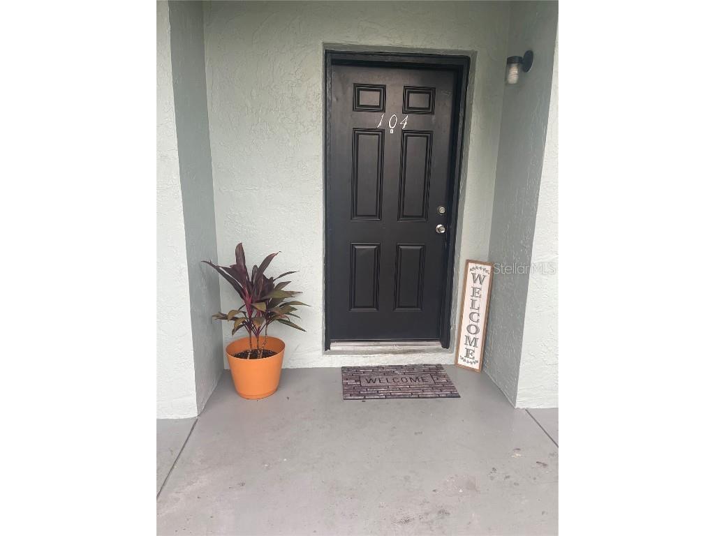 2835 Somerset Park Drive #104 Tampa FL 33613 T3490377 image1
