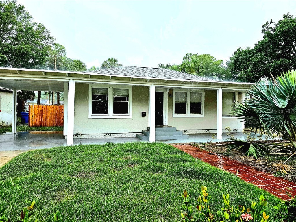 2835 Valencia Way S Saint Petersburg FL 33705 U8202973 image1