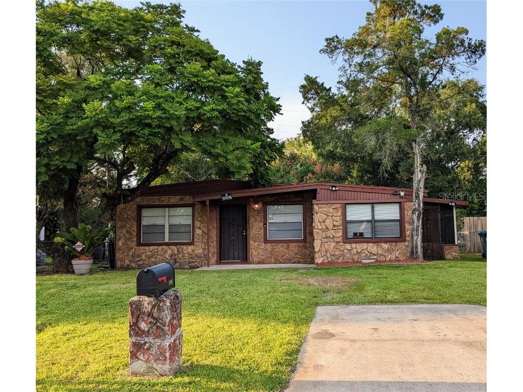 2835 W Amelia Street Orlando FL 32805 P4927075 image1