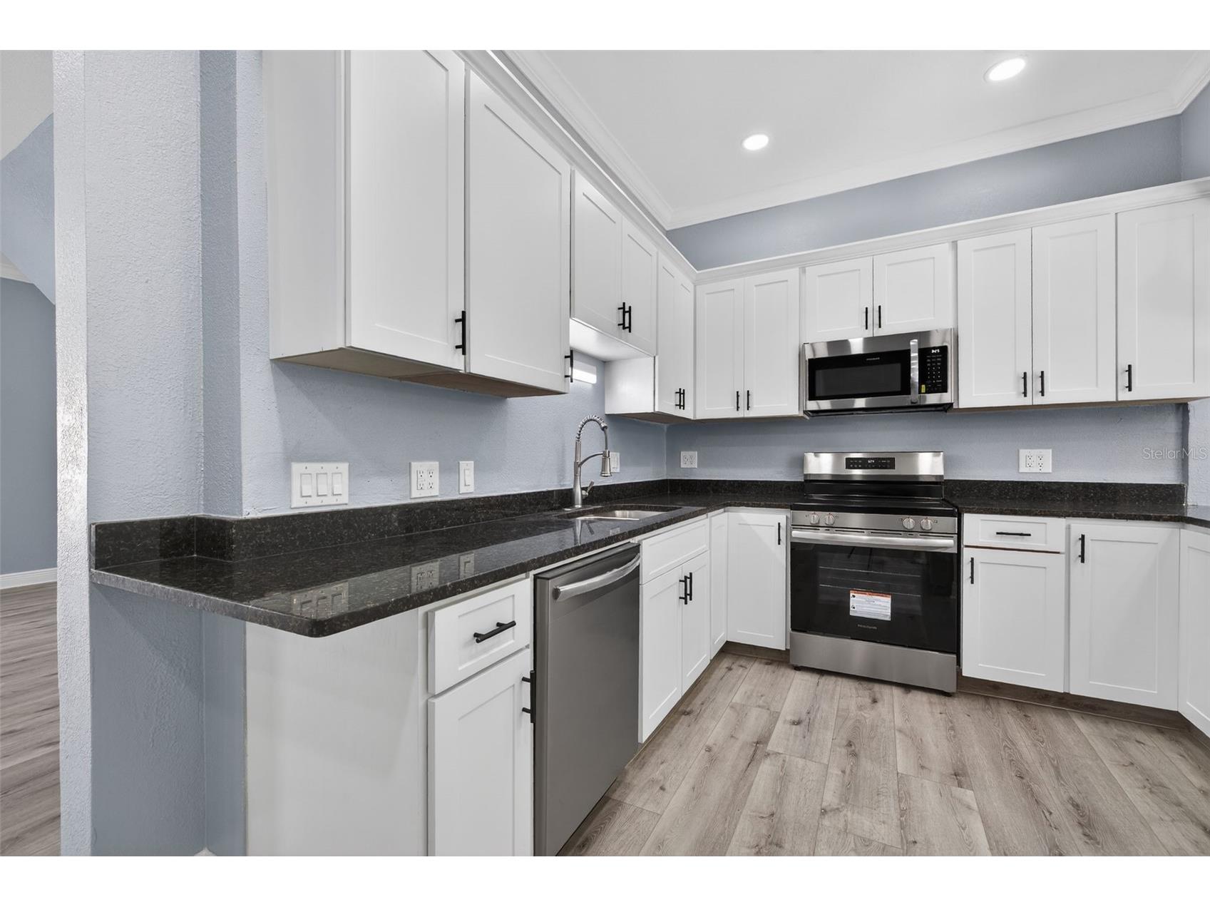 2835 W Shelton Avenue Tampa FL 33611 TB8471164 image10