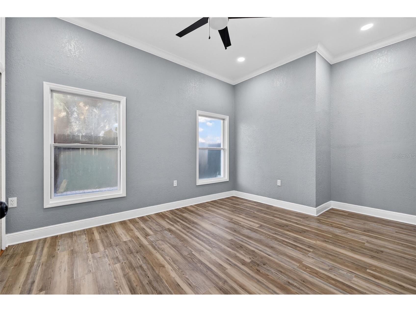 2835 W Shelton Avenue Tampa FL 33611 TB8471164 image24