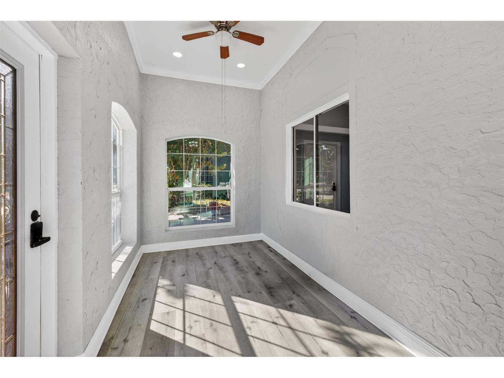 2835 W Shelton Avenue Tampa FL 33611 TB8471164 image4
