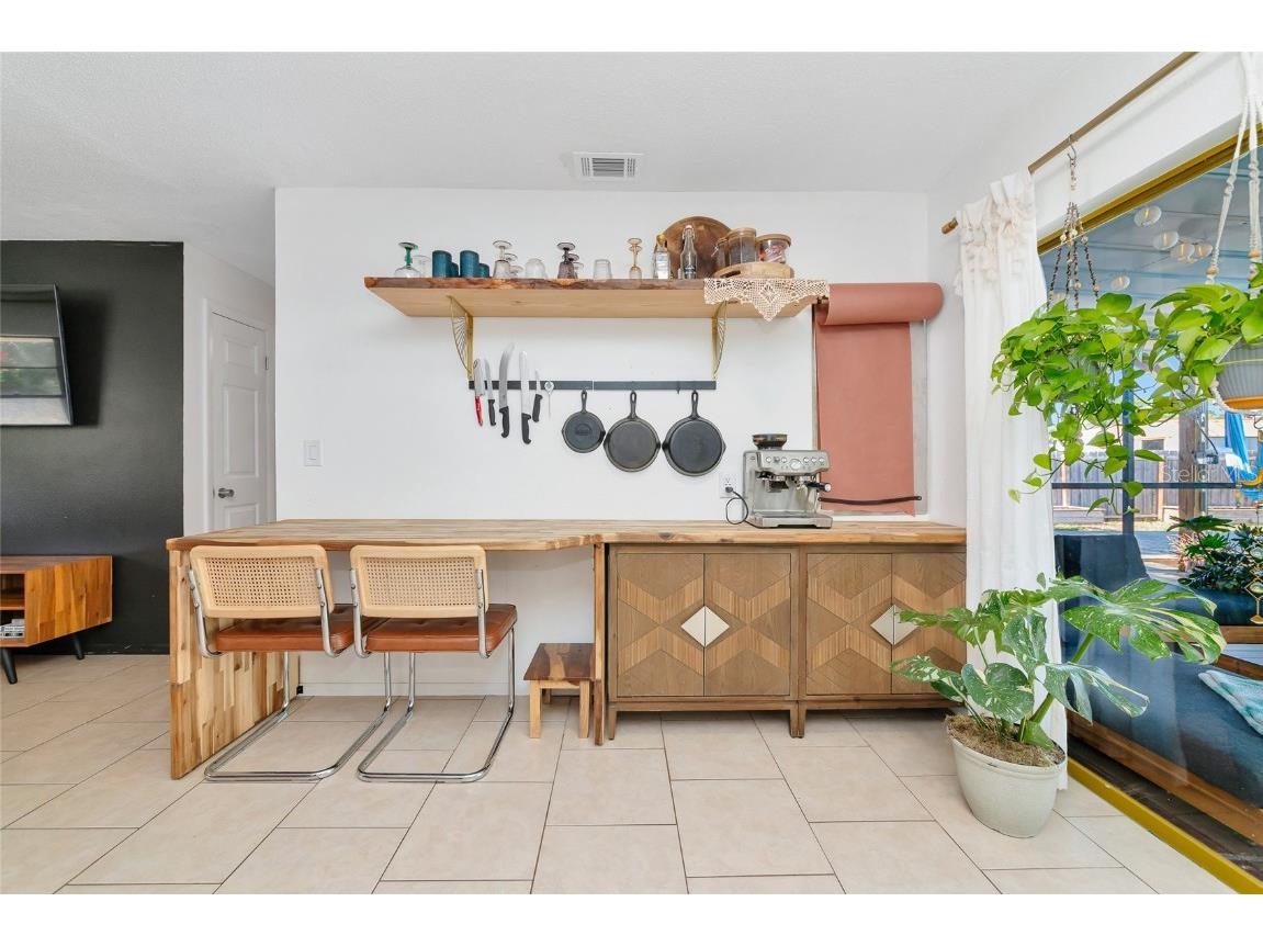 2835 Williamsburg Street Sarasota FL 34231 A4674137 image10