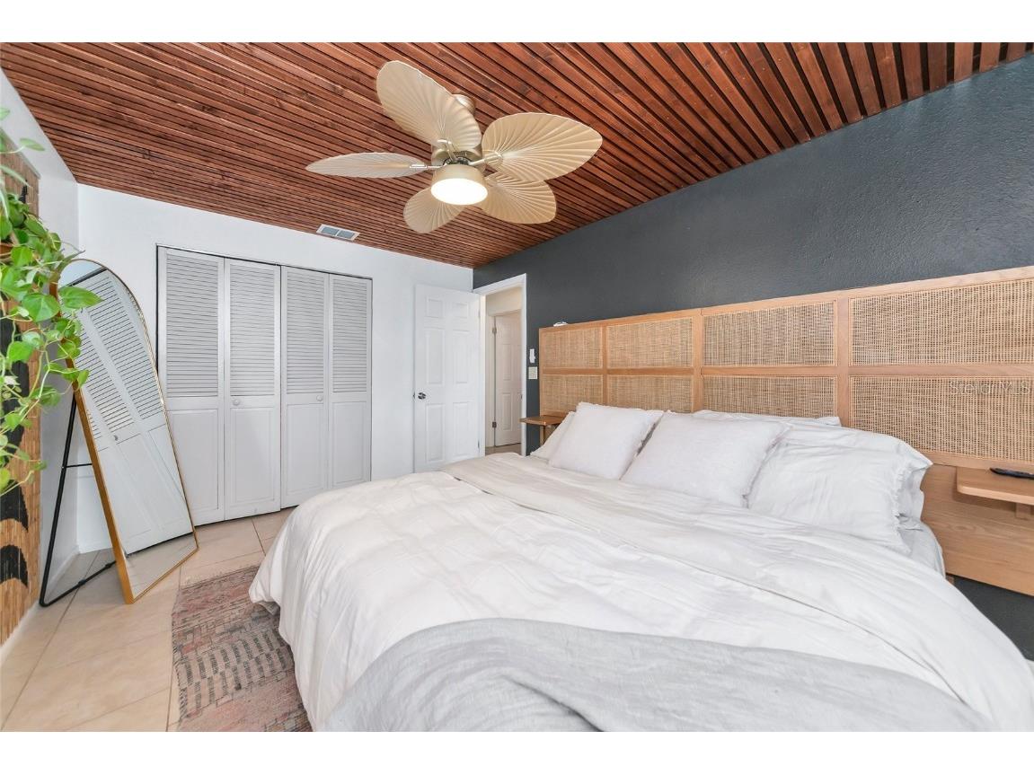 2835 Williamsburg Street Sarasota FL 34231 A4674137 image18