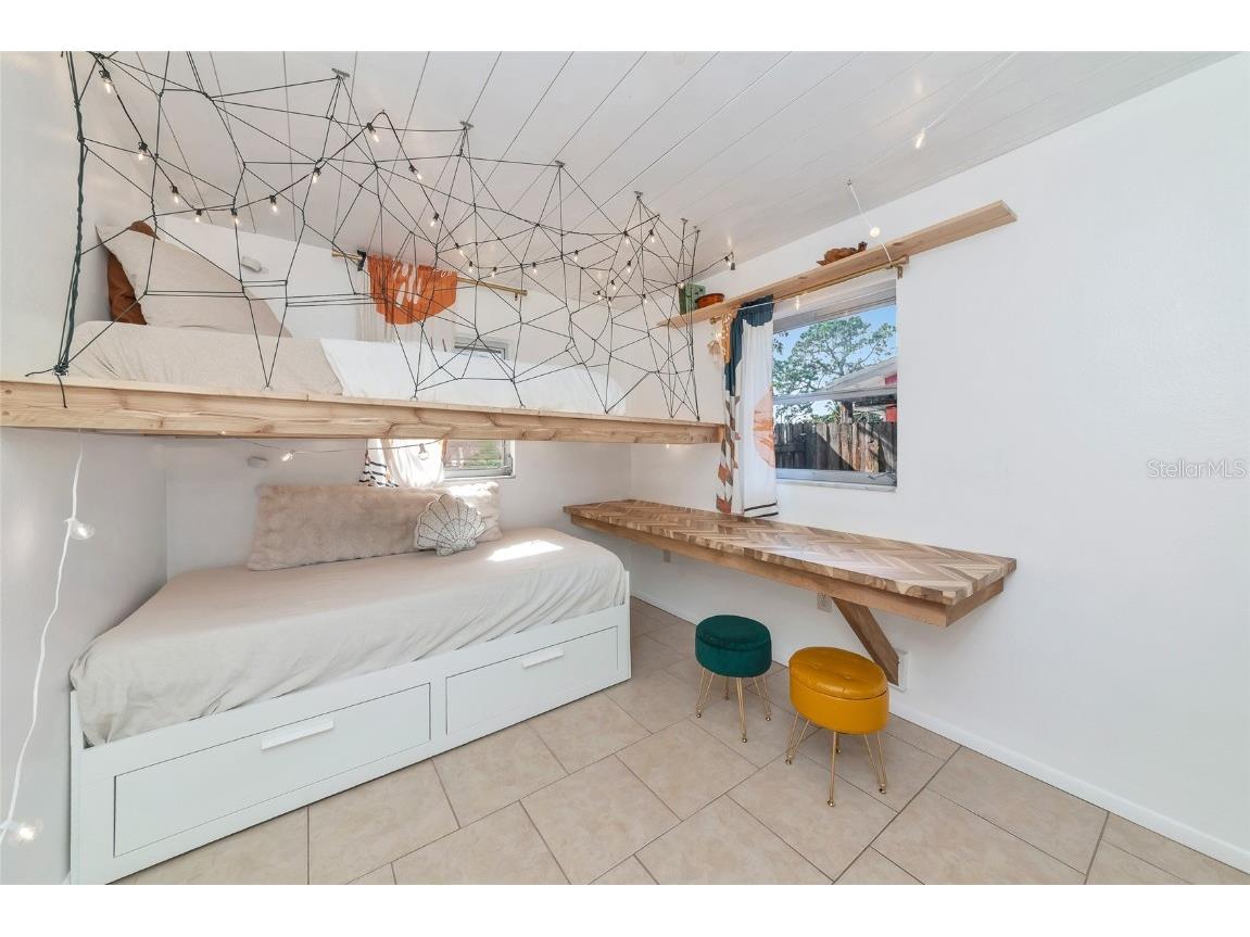 2835 Williamsburg Street Sarasota FL 34231 A4674137 image25