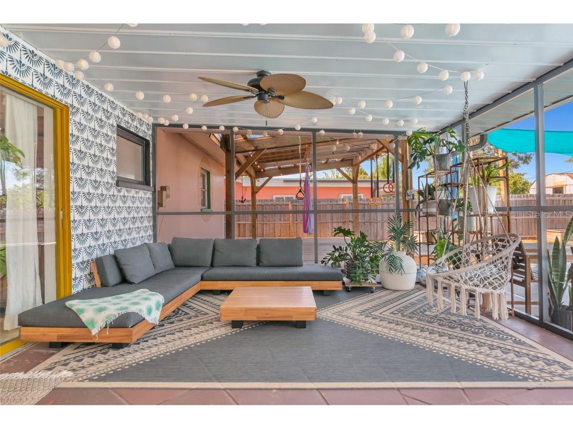 2835 Williamsburg Street Sarasota FL 34231 A4674137 image33