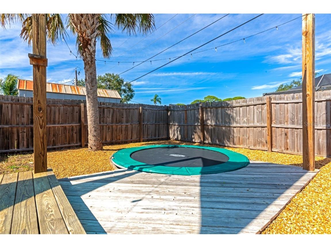 2835 Williamsburg Street Sarasota FL 34231 A4674137 image45