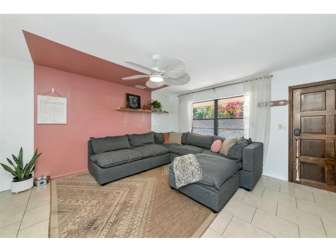 2835 Williamsburg Street Sarasota FL 34231 A4674137 image5