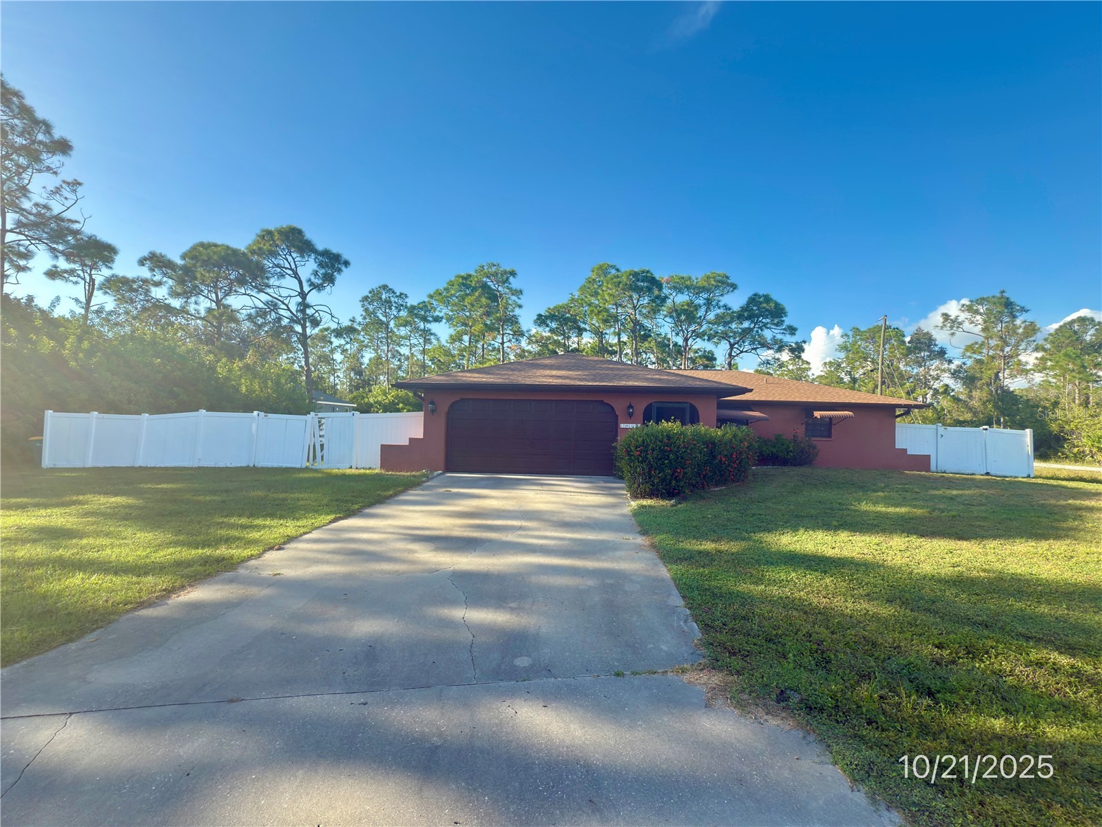 28350 Jardin Avenue Punta Gorda FL 33955 TB8440753 image1