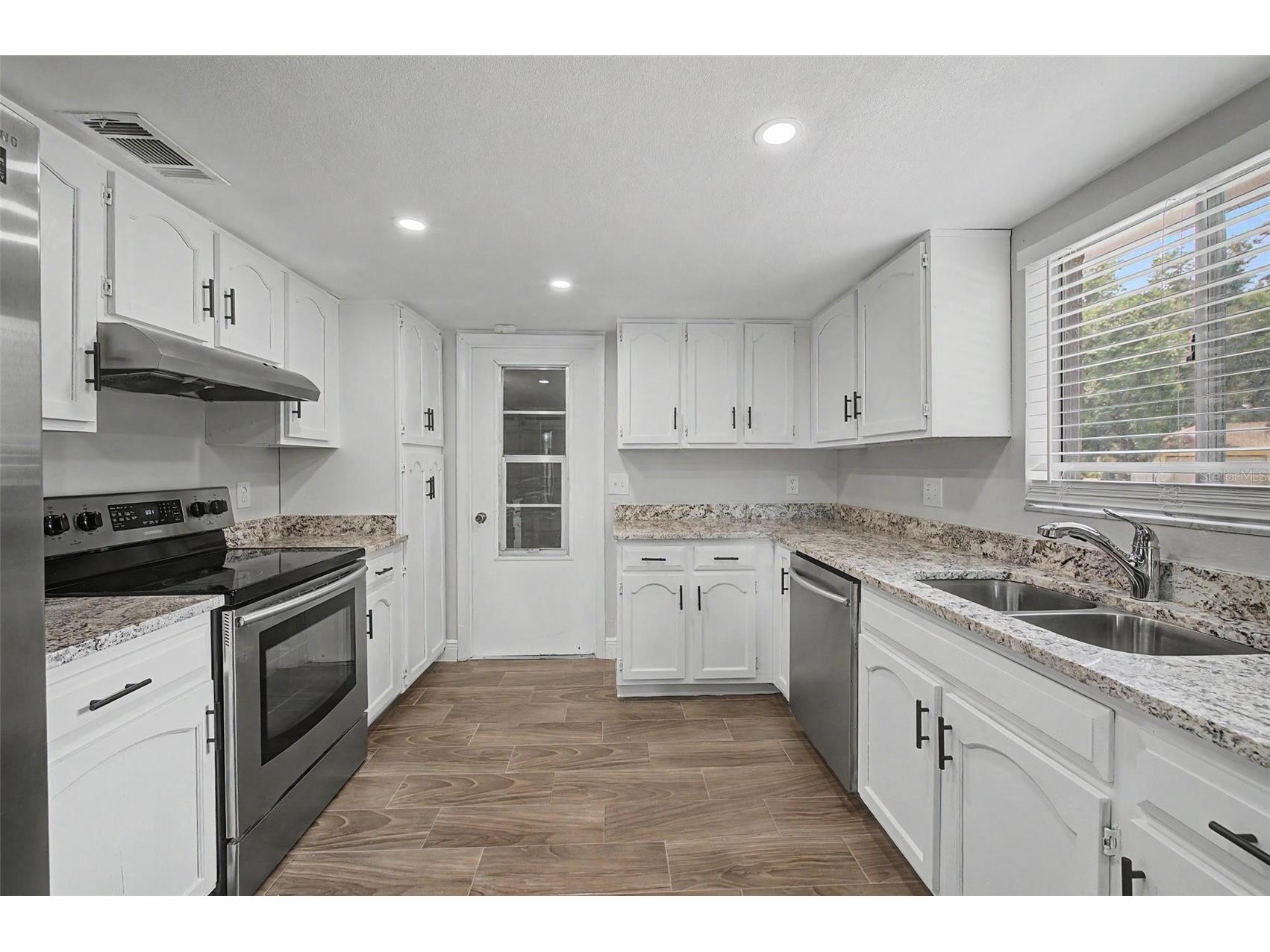 28353 Tanglewood Drive Wesley Chapel FL 33543 TB8517261 image14